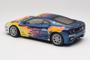 Ferrari 360 Modena Challenge #5 Hot Wheels Purple Fire Livery 1999 Bburago 1:18 29619 Kov – obrázek 7 z 8