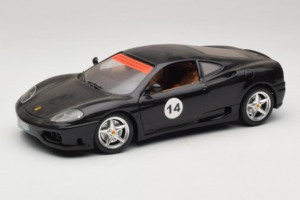 Ferrari 360 Modena #14 Černý Limitovaná Edice Bburago 1:18 3368-B1 Kov