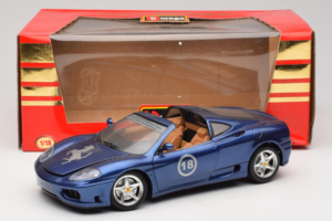 Ferrari 360 Modena Targa Limitovaná Edice 333 ks Fialový Metalíza Bburago 1:18 3348-F1 Kov – obrázek 8 z 8