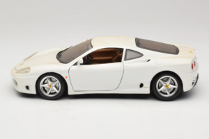Ferrari 360 Modena Bílý Bburago 1:18 3368-W1 Kov – obrázek 4 z 8