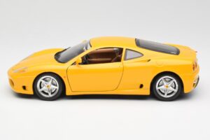 Ferrari 360 Modena Žlutý Bburago 1:18 3368 Kov – obrázek 4 z 8