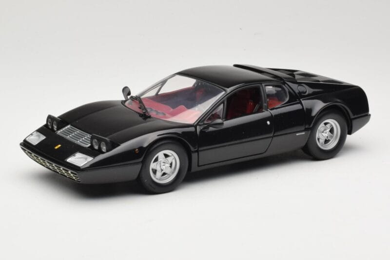 Ferrari 365 GT4/BB Černý Kyosho 1:18 08173K Kov