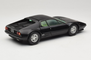 Ferrari 365 GT4 BB Černý Chrono 1:18 CH002 Kov – obrázek 3 z 8