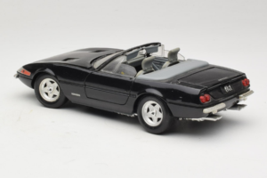 Ferrari 365 GTB/4 Daytona Kabriolet Černý Techno Giodi 1:18 40011-B1 Kov – obrázek 7 z 8