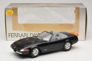 Ferrari 365 GTB/4 Daytona Kabriolet Černý Techno Giodi 1:18 40011-B1 Kov – obrázek 8 z 8