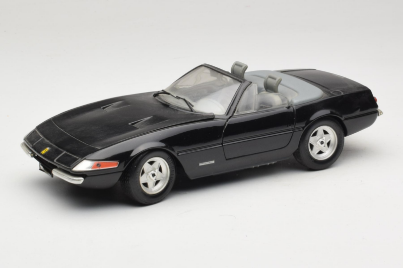 Ferrari 365 GTB/4 Daytona Kabriolet Černý Techno Giodi 1:18 40011-B1 Kov