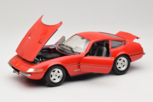 Ferrari 365 GTB/4 Daytona Červený Techno Giodi 1:18 40011-P2 Kov – obrázek 2 z 8