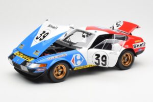 Ferrari 365 GTB/4 #39 J-C. Andruet / Lena 24 Hours of Le Mans 1972 Kyosho 1:18 08164E Kov – obrázek 2 z 8