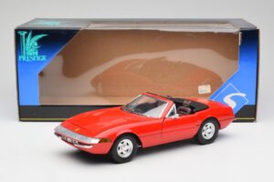 Ferrari 365 GTS Červený Solido 1:18 8017 Kov – obrázek 8 z 8