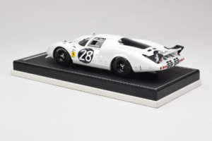 Ferrari 365 P2 #28 M. Gregory / J. Schlesser NART 24 Hours of Daytona 1967 Bílý AB Models 1:18 REMC019 Pryskyřice – obrázek 5 z 6