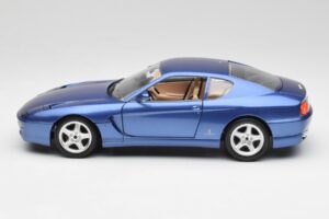 Ferrari 456 GT Blu Pozzi Bburago 1:18 3036-M3 Kov – obrázek 4 z 8