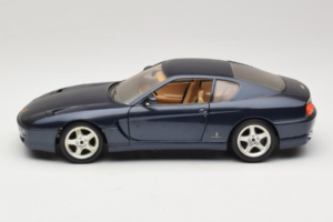 Ferrari 456 GT Modrý Bburago 1:18 3036-B1 Kov – obrázek 4 z 8