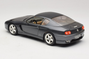 Ferrari 456 GT Šedý Metalíza Bburago 1:18 3036-G1 Kov – obrázek 7 z 8