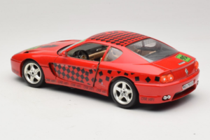 Ferrari 456 GT Interconti Car HiFi Červený Bburago 1:18 3036-D Kov – obrázek 7 z 8