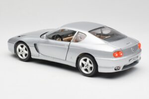 Ferrari 456 GT Stříbrný Bburago 1:18 3036-M2 Kov – obrázek 7 z 8