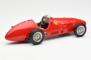 Ferrari 500 F2 #1 A. Ascari F1 Double World Champion 1952-1953 CMC 1:18 M-056 Kov – obrázek 2 z 6