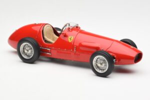 Ferrari 500 F2 #1 A. Ascari F1 Double World Champion 1952-1953 CMC 1:18 M-056 Kov – obrázek 4 z 6
