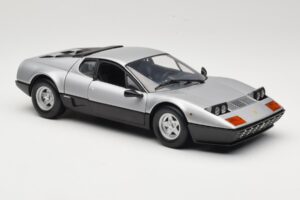 Ferrari 512BB Stříbrný Kyosho 1:18 08171S Kov – obrázek 6 z 8