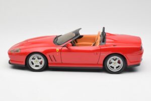 Ferrari 550 Barchetta Pininfarina Červený Bburago 1:18 327660 Kov – obrázek 4 z 8