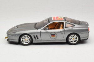 Ferrari 550 Maranello 25 Ferrari Model Club Stříbrný Bburago 1:18 3344-S1 Kov – obrázek 4 z 7