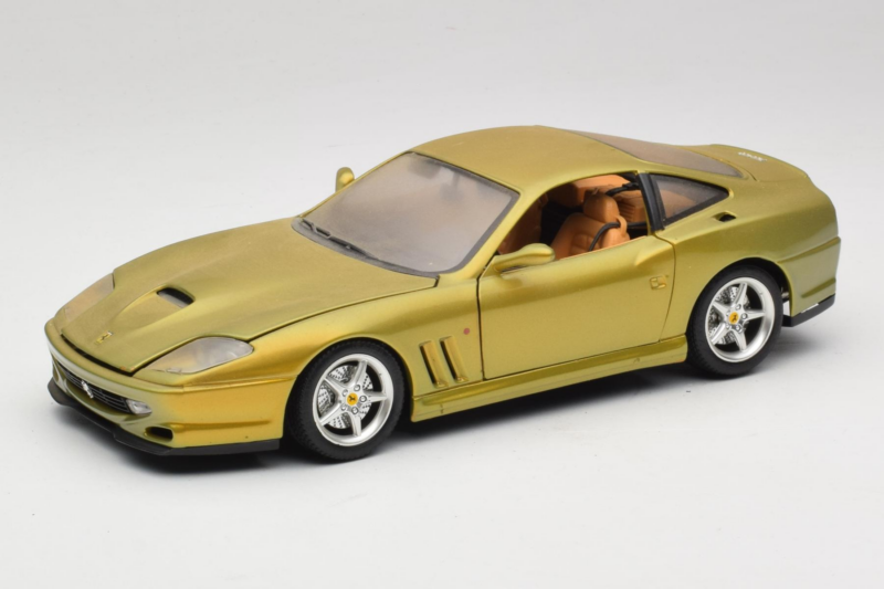 Ferrari 550 Maranello Gold Metallic Braccio & Gotz Bburago 1:18 3044-G1 Kov