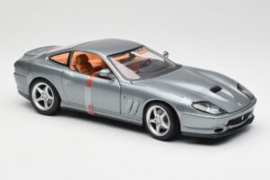 Ferrari 550 Maranello Šedý Metallic Maisto 1:18 4839 Kov – obrázek 4 z 6