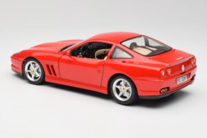 Ferrari 550 Maranello Červený Bburago 1:18 3064 Kov – obrázek 7 z 8