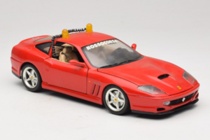 Ferrari 550 Maranello Safety Car Rosso Corsa Bburago 1:18 3064-P1 Kov – obrázek 6 z 8