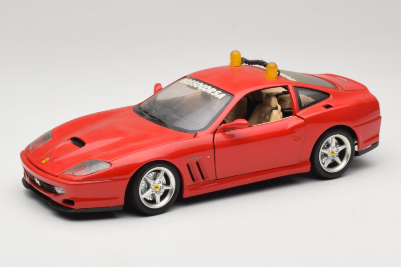Ferrari 550 Maranello Safety Car Rosso Corsa Bburago 1:18 3064-P1 Kov