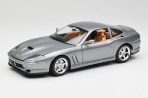 Ferrari 550 Maranello Stříbrný Bburago 1:18 3344 Kov
