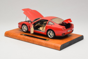 Ferrari 550 Maranello Technik Museum Speyer Edition Bburago 1:18 B001 Kov – obrázek 5 z 8