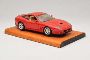 Ferrari 550 Maranello Technik Museum Speyer Edition Bburago 1:18 B001 Kov – obrázek 6 z 8