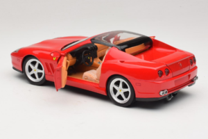 Ferrari 575M Superamerica Červený Hot Wheels 1:18 J2858 Kov – obrázek 5 z 8