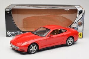 Ferrari 612 Scaglietti Rosso Corsa Hot Wheels 1:18 B6047 Kov – obrázek 8 z 8