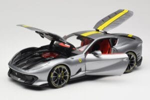 Ferrari 812 Competizione Grigio Coburn Bburago 1:18 18-01647 Kov – obrázek 2 z 8
