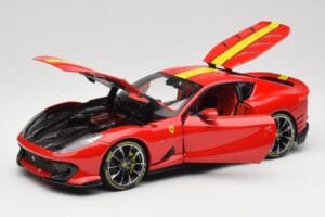 Ferrari 812 Competizione Rosso Corsa Se Žlutými Pruhy Bburago 1:18 18-16915 Kov – obrázek 2 z 8