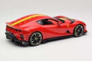 Ferrari 812 Competizione Rosso Corsa Se Žlutými Pruhy Bburago 1:18 18-16915 Kov – obrázek 3 z 8