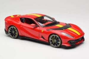 Ferrari 812 Competizione Rosso Corsa Se Žlutými Pruhy Bburago 1:18 18-16915 Kov – obrázek 6 z 8