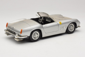 Ferrari California Kabriolet Stříbrný Tonka 1:18 01109-S1 Kov – obrázek 3 z 8
