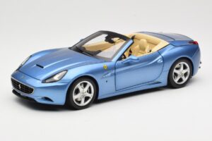 Ferrari California Světle Modrý Hot Wheels 1:18 N2043 Kov