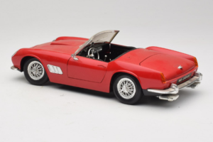 Ferrari California Kabriolet Červený Tonka 1:18 01109-P1 Kov – obrázek 7 z 8