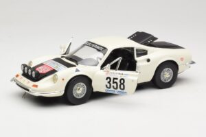 Ferrari Dino 246 GT Bílý Anson 1:18 3580 Kov – obrázek 2 z 8