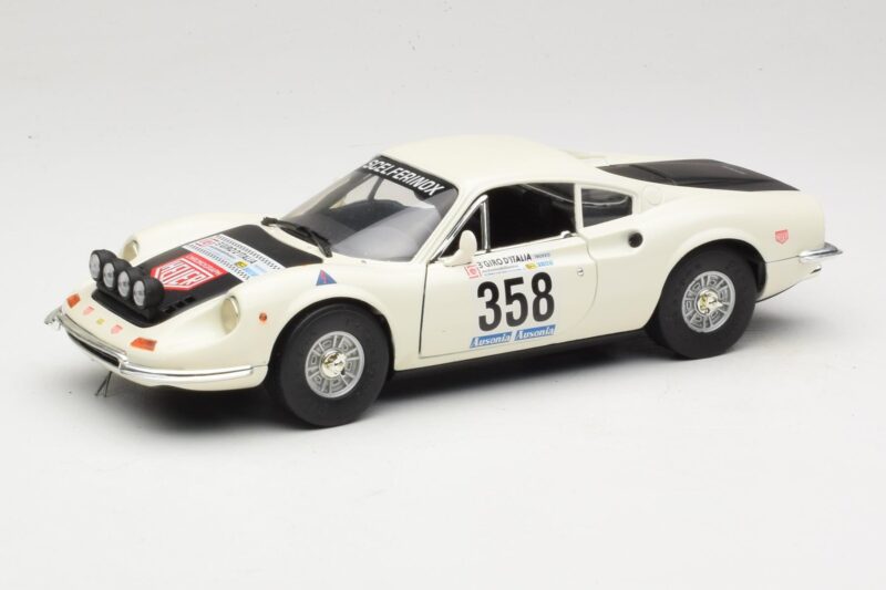 Ferrari Dino 246 GT Bílý Anson 1:18 3580 Kov