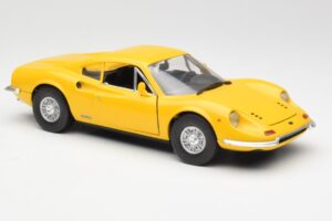 Ferrari Dino 246 GT Žlutý Anson 1:18 30301W Kov – obrázek 6 z 8