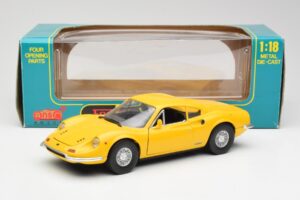 Ferrari Dino 246 GT Žlutý Anson 1:18 30301W Kov – obrázek 8 z 8