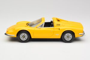 Ferrari Dino 246 GTS Žlutý Hot Wheels 1:18 23920 Kov – obrázek 4 z 8