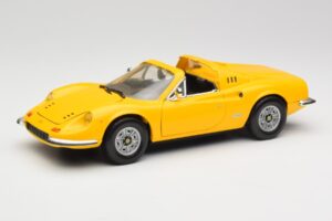 Ferrari Dino 246 GTS Žlutý Hot Wheels 1:18 23920 Kov