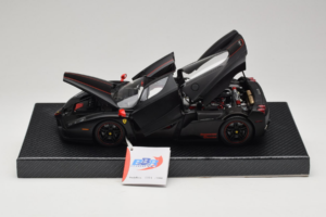 Ferrari Enzo Matt Black Limitovaná Edice BBR 1:18 HE180029 Kov