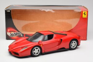 Ferrari Enzo Červený Hot Wheels 1:18 56293 Kov – obrázek 8 z 8