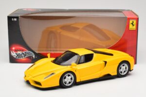 Ferrari Enzo Žlutý Hot Wheels 1:18 C1550 Kov – obrázek 8 z 8